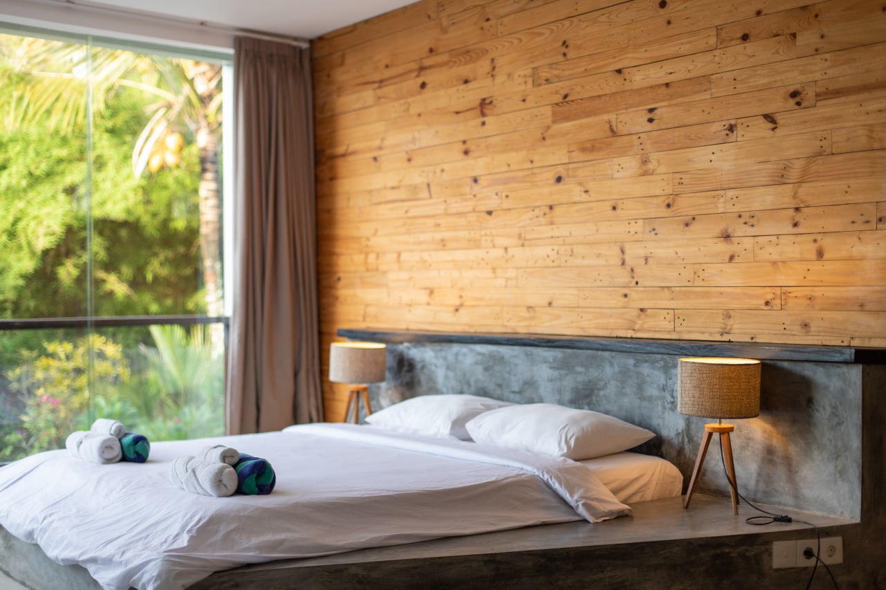 A freehold 3-bedroom villa with ocean views in Balian