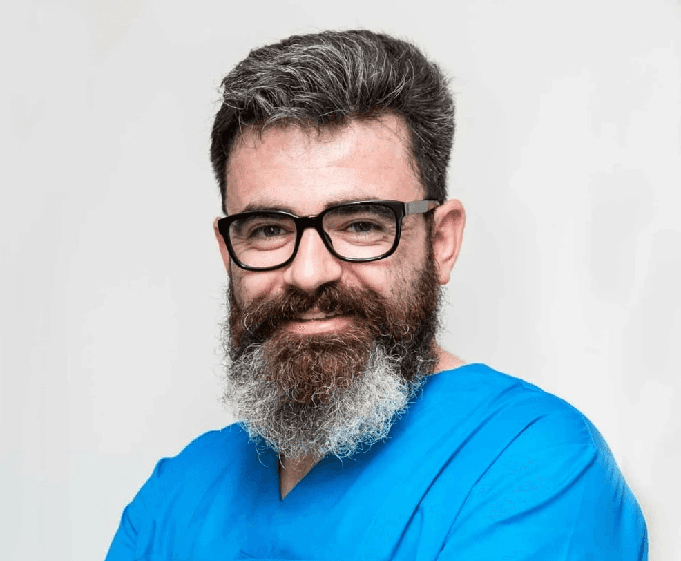 Dr. Oleg Godoroja