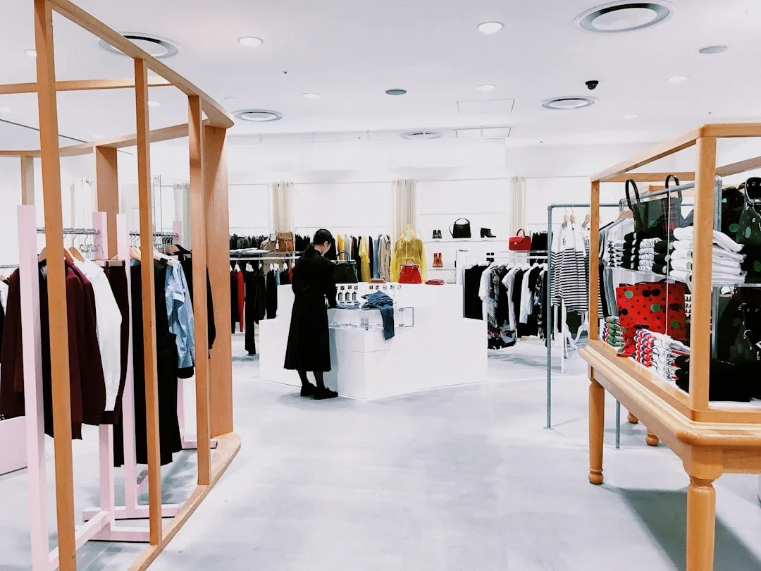 Boutique Loyalty: Points, Stamps or Cashback?