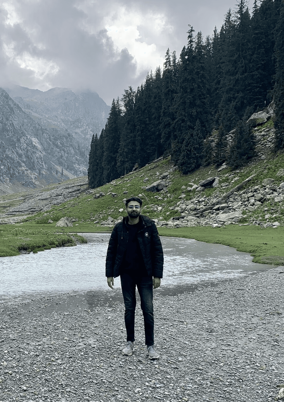 Portrait of Ahsan Rehman, creative UI/UX and no-code designer featured on this portfolio website.