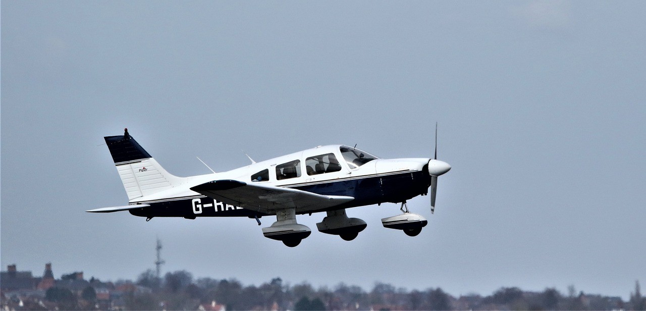 aircraft,-propeller-plane,-flying,-aviation,-propeller,-nature,-sky,-light-aircr - davidreed (pixabay)