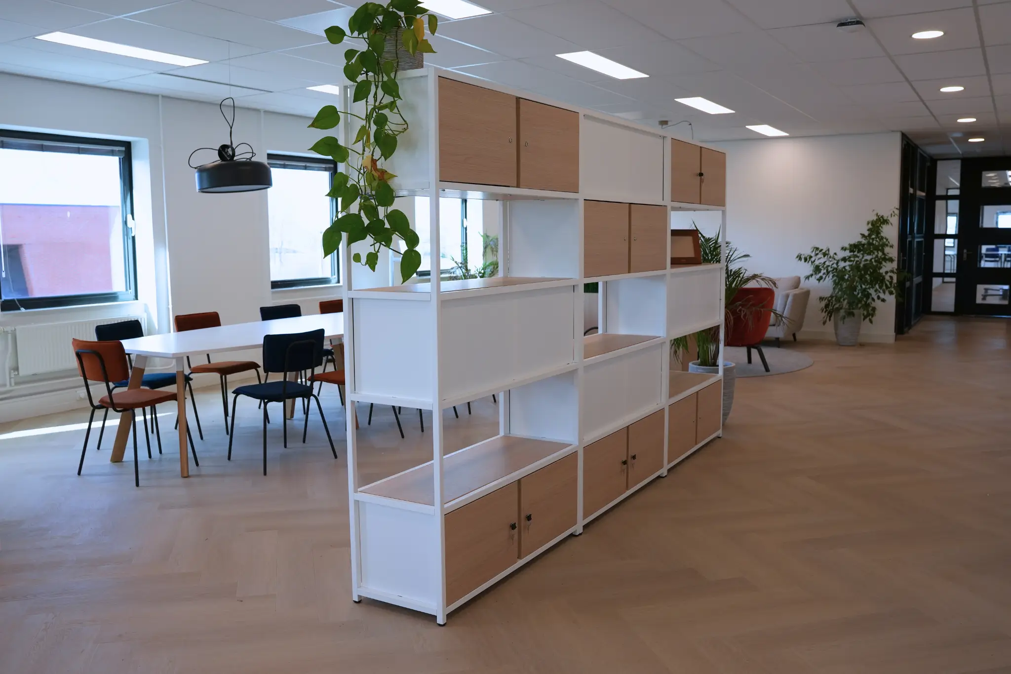 Nieuwe kantoorinrichting Bavinckhouse door Perla