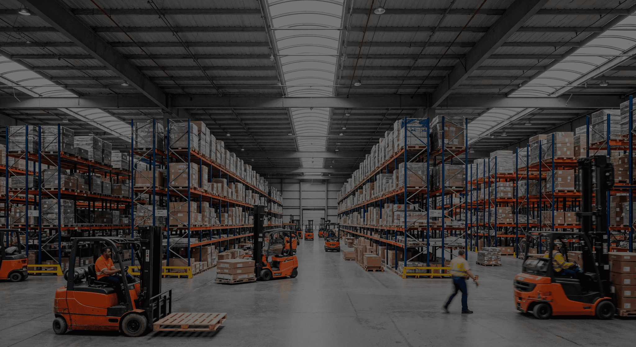 Infrastructure Wi-Fi industriel robuste pour grand entrepôt et site logistique