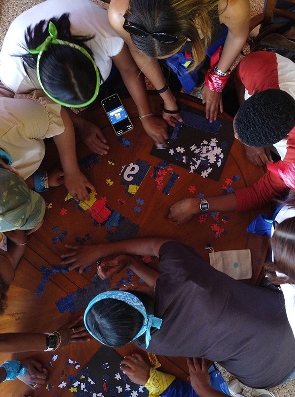 Equipo Adsemble Armando Rompecabezas