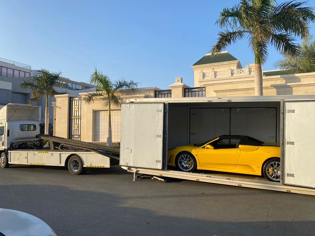 Customized Car Storage in Dubai