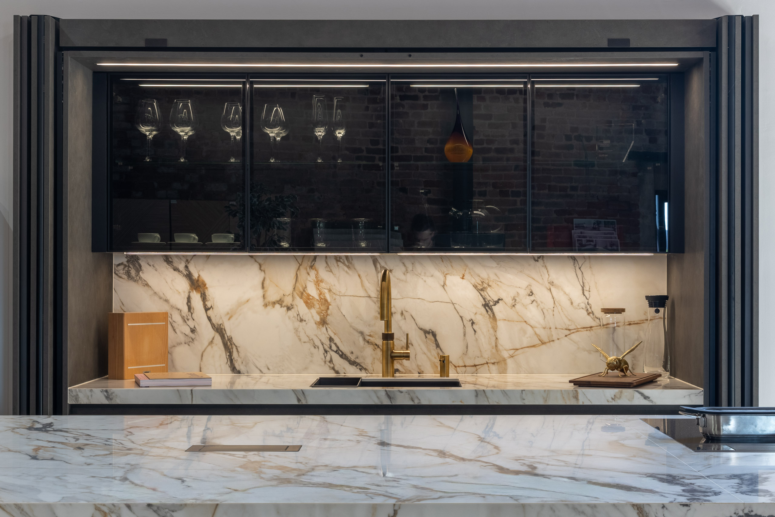 blue shaker kitchen door in chinley derbyshire