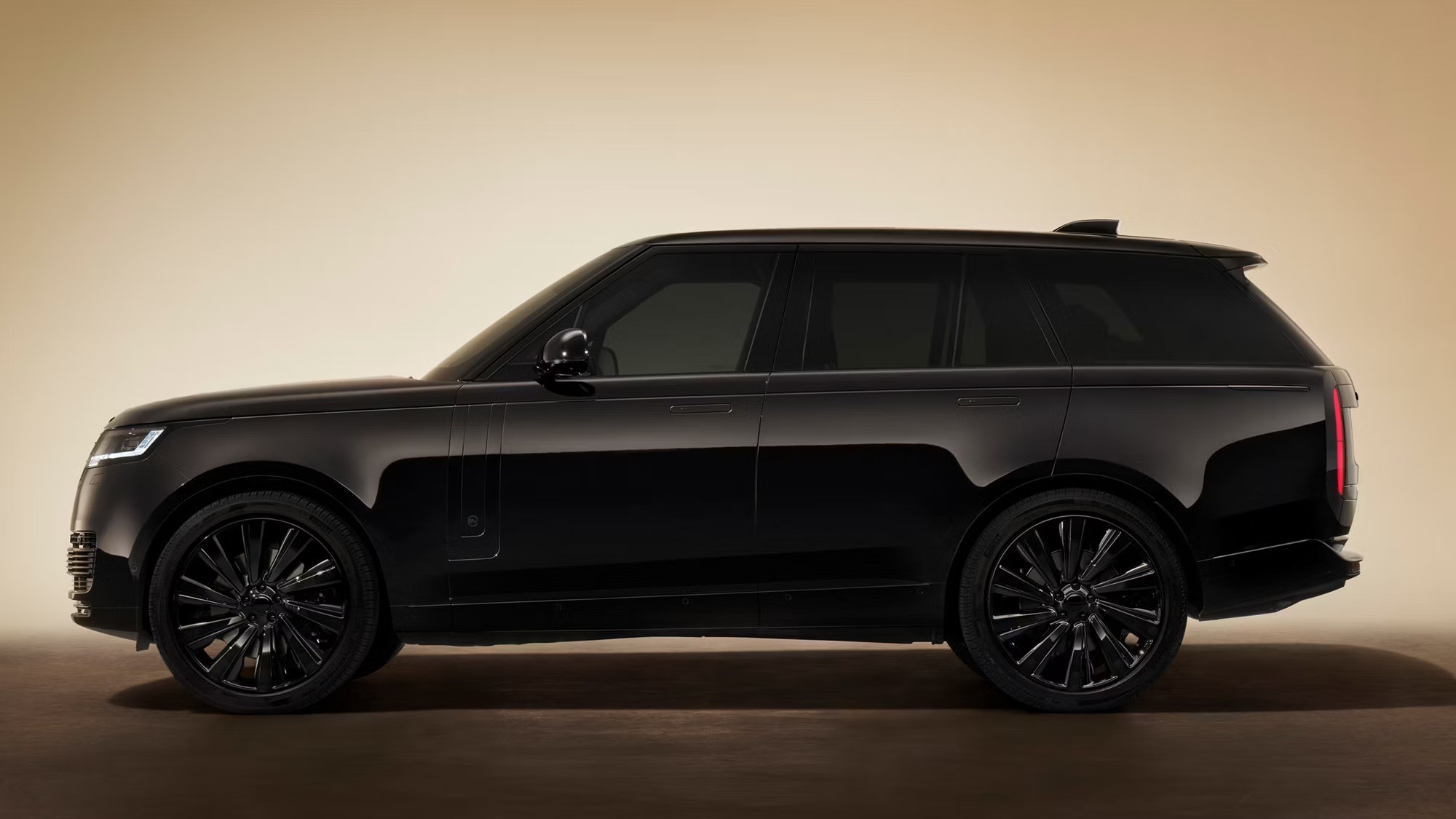 Black Range Rover SV exterior