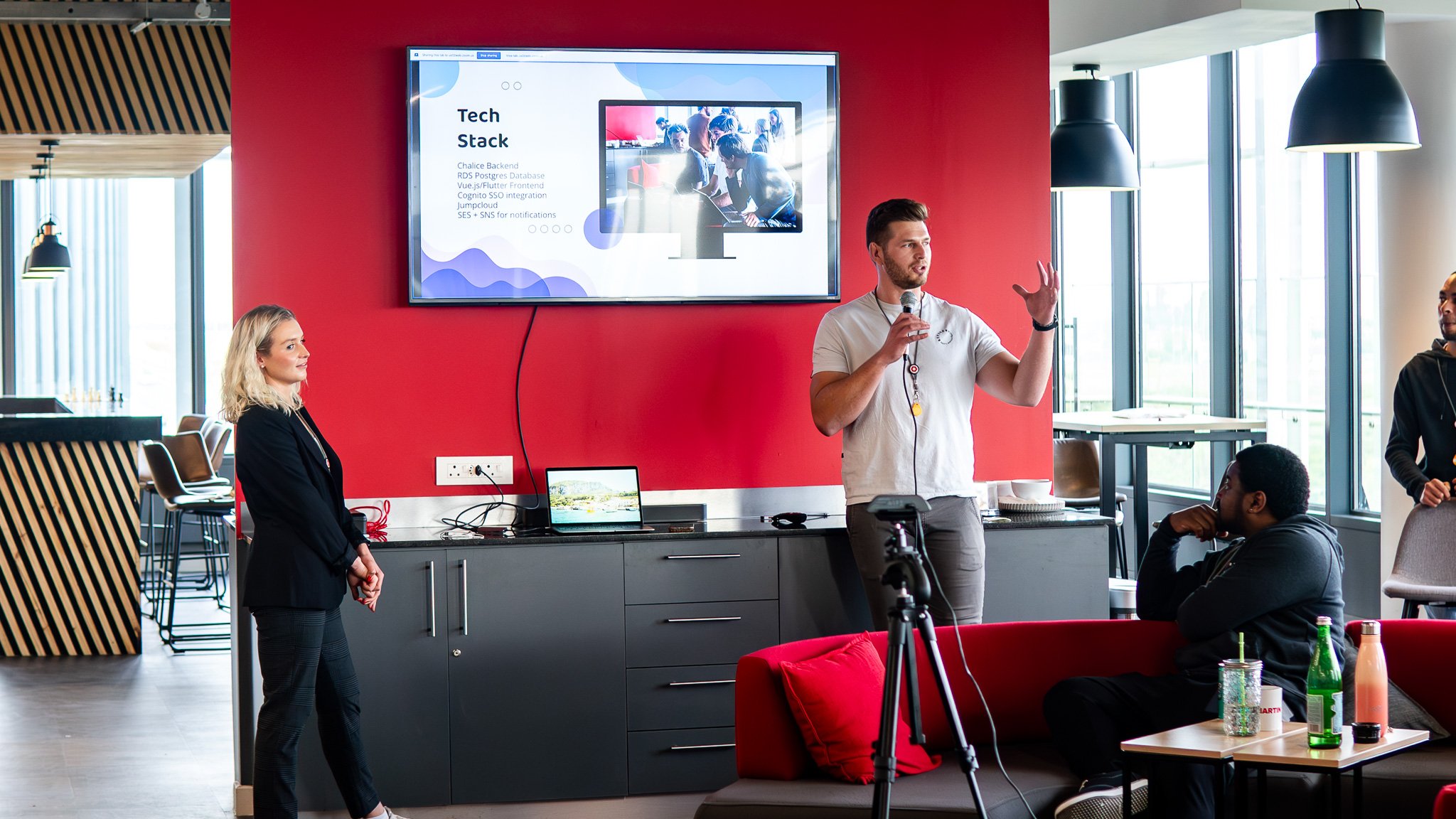 DSC09294-Enhanced-NR