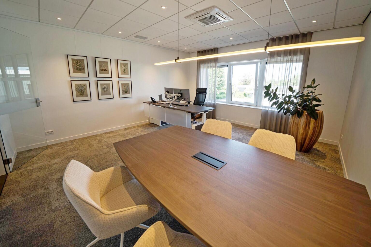 Nieuwe kantoorinrichting Bavinckhouse door Perla