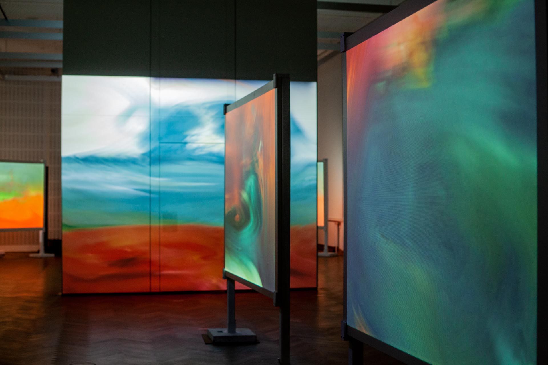Aureal - interactive stage projection mapping
