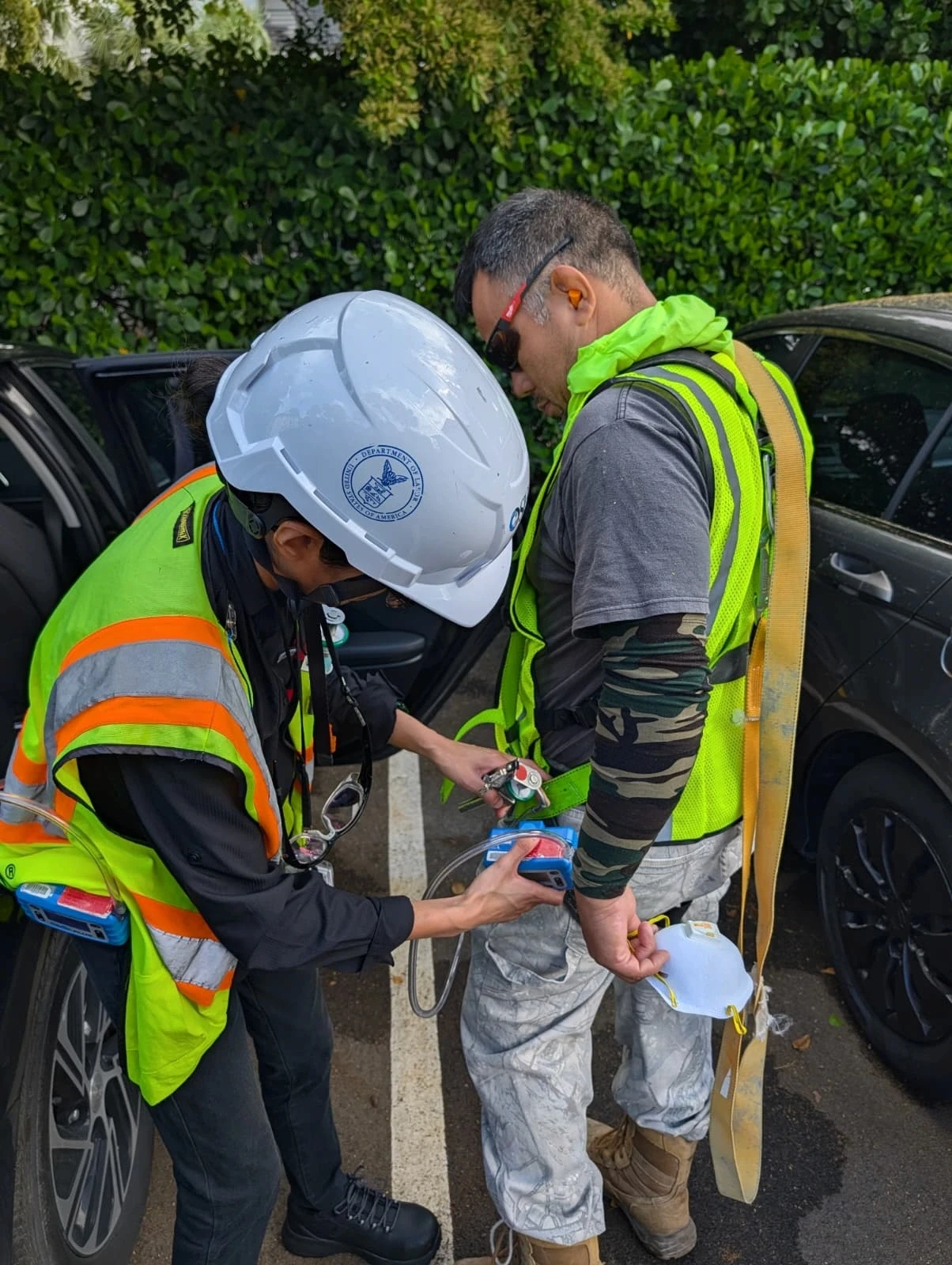 Team helping each other by Planet Construction