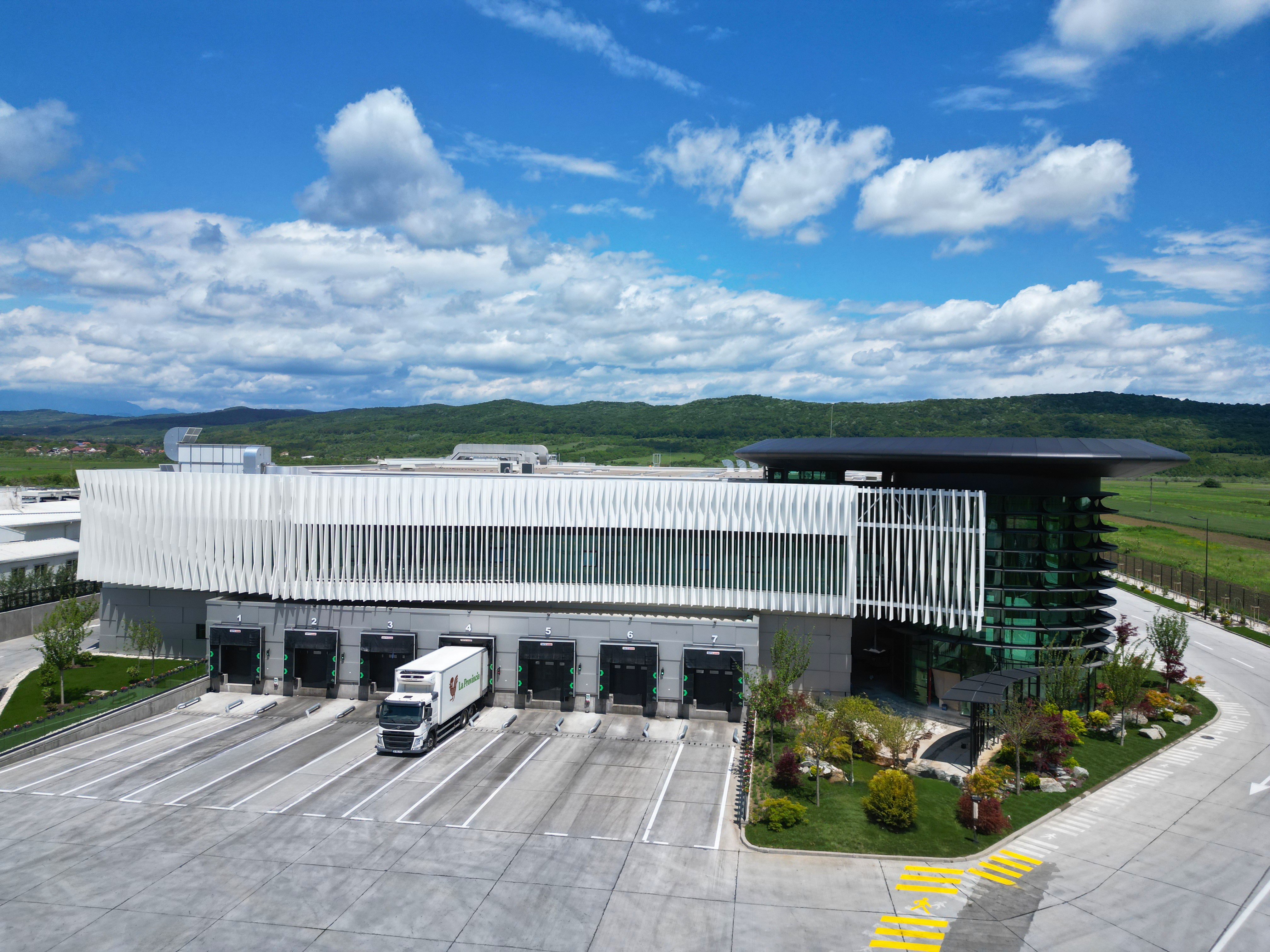 Grupul Carmistin relansează transportul feroviar de cereale, marcând o etapă nouă în strategia de reducere a poluării în industria alimentară