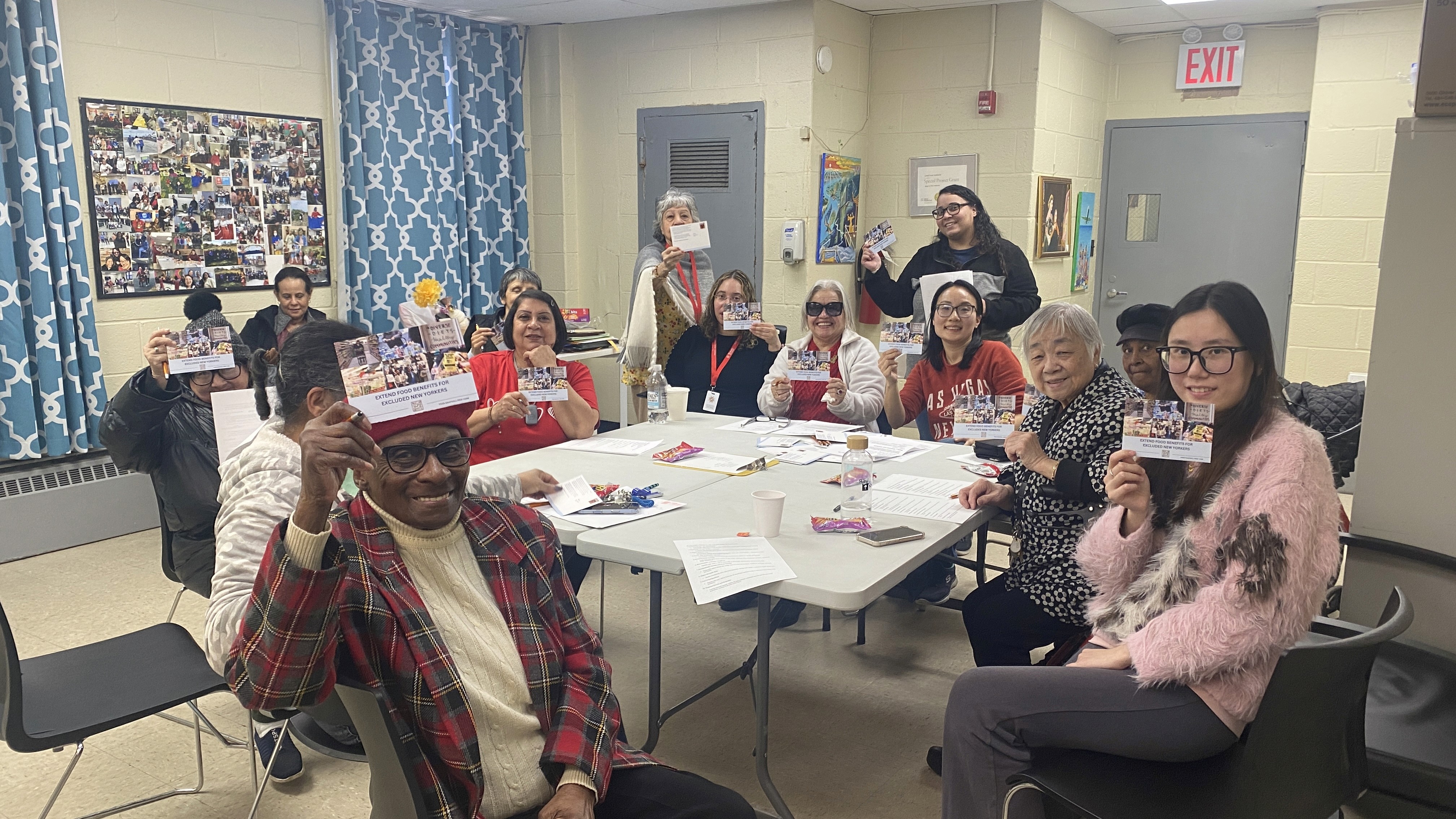 Staff photo of Grand Street Settlement staff at the Bronx Zoo.