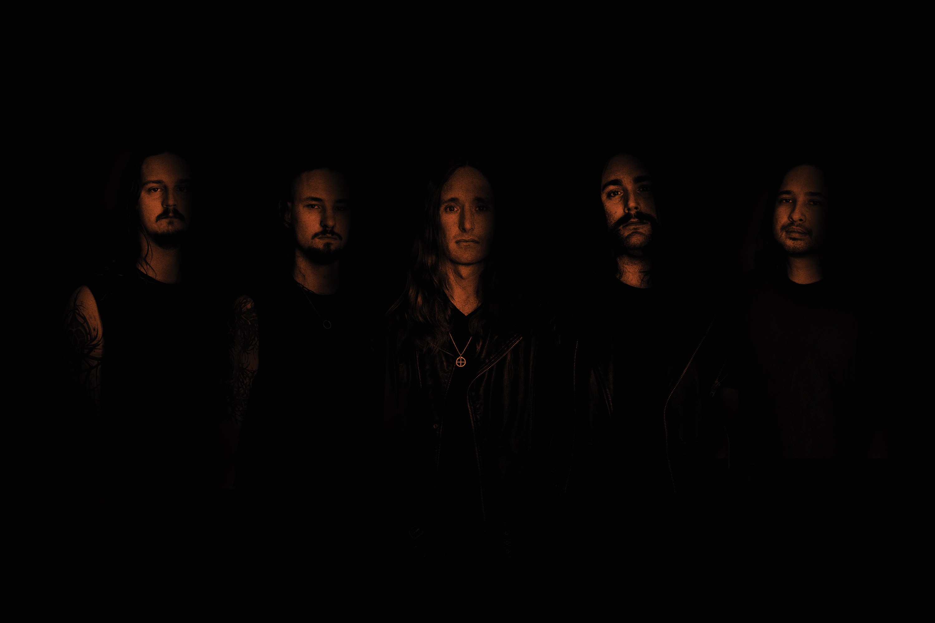 Photo by © Woewarden promo
