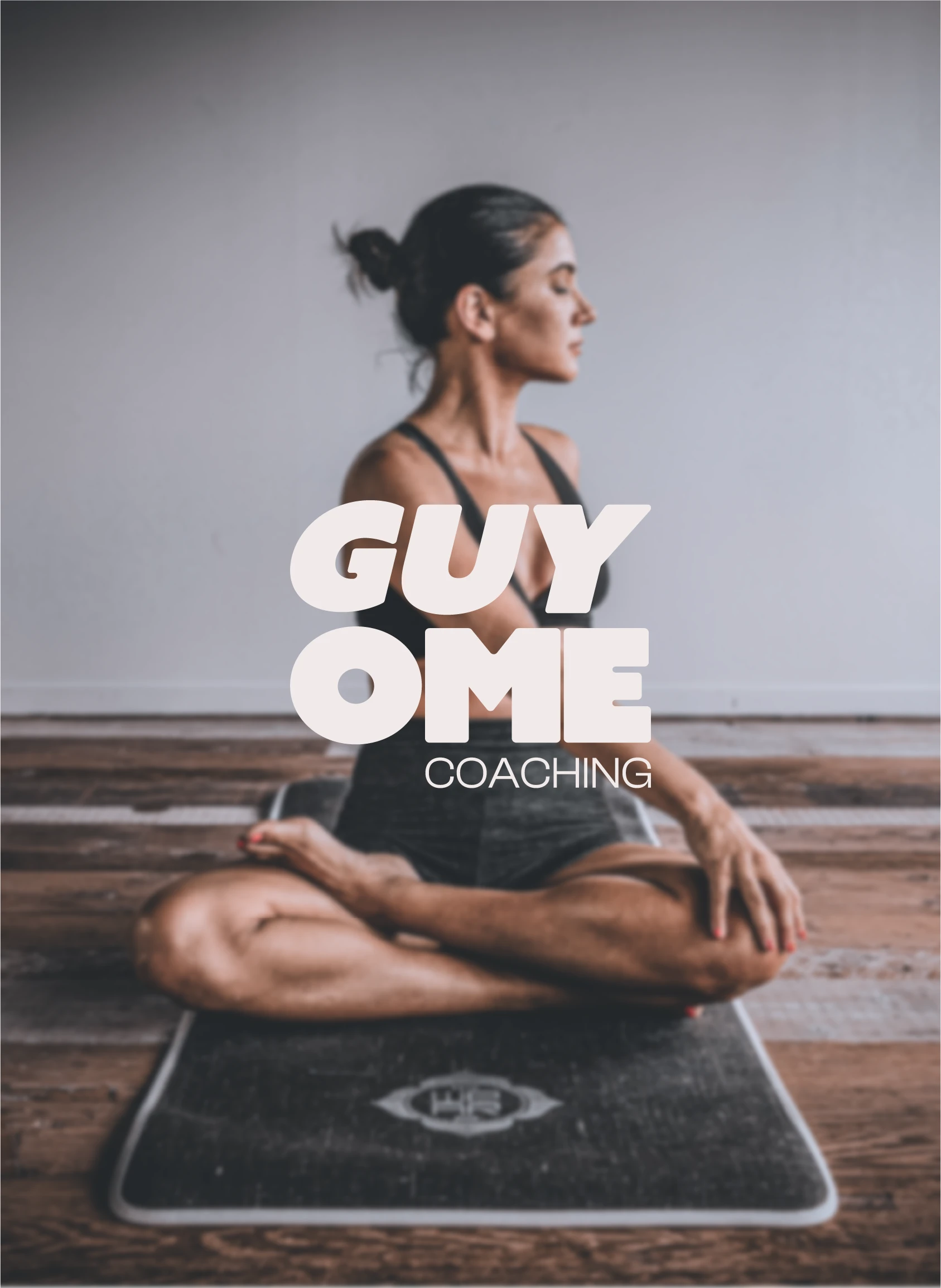 Identité visuelle de Guyome Coach, coaching fitness et yoga, univers bien-être moderne