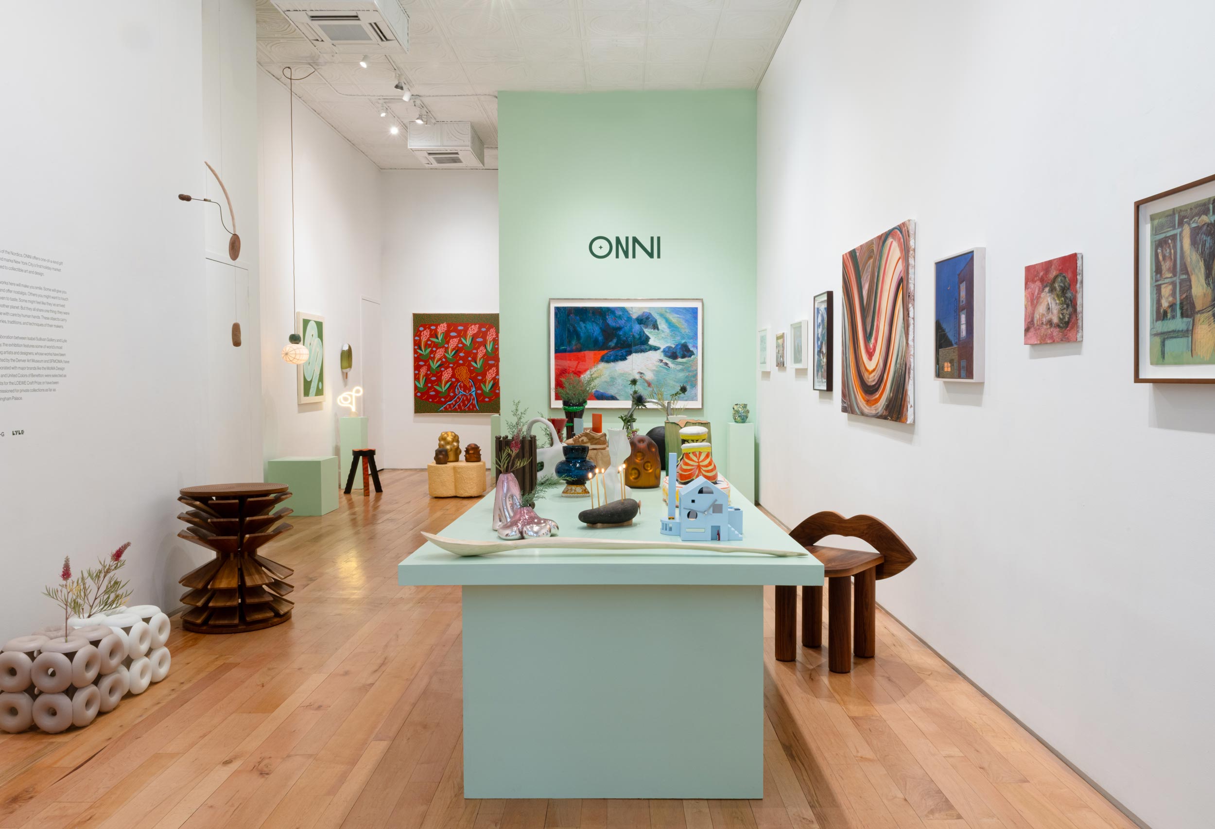 cover-glass-objects-at-onni-exhibition—isabel-sullivan-gallery-tribeca-new-york-city-jiri-krejcirik-2