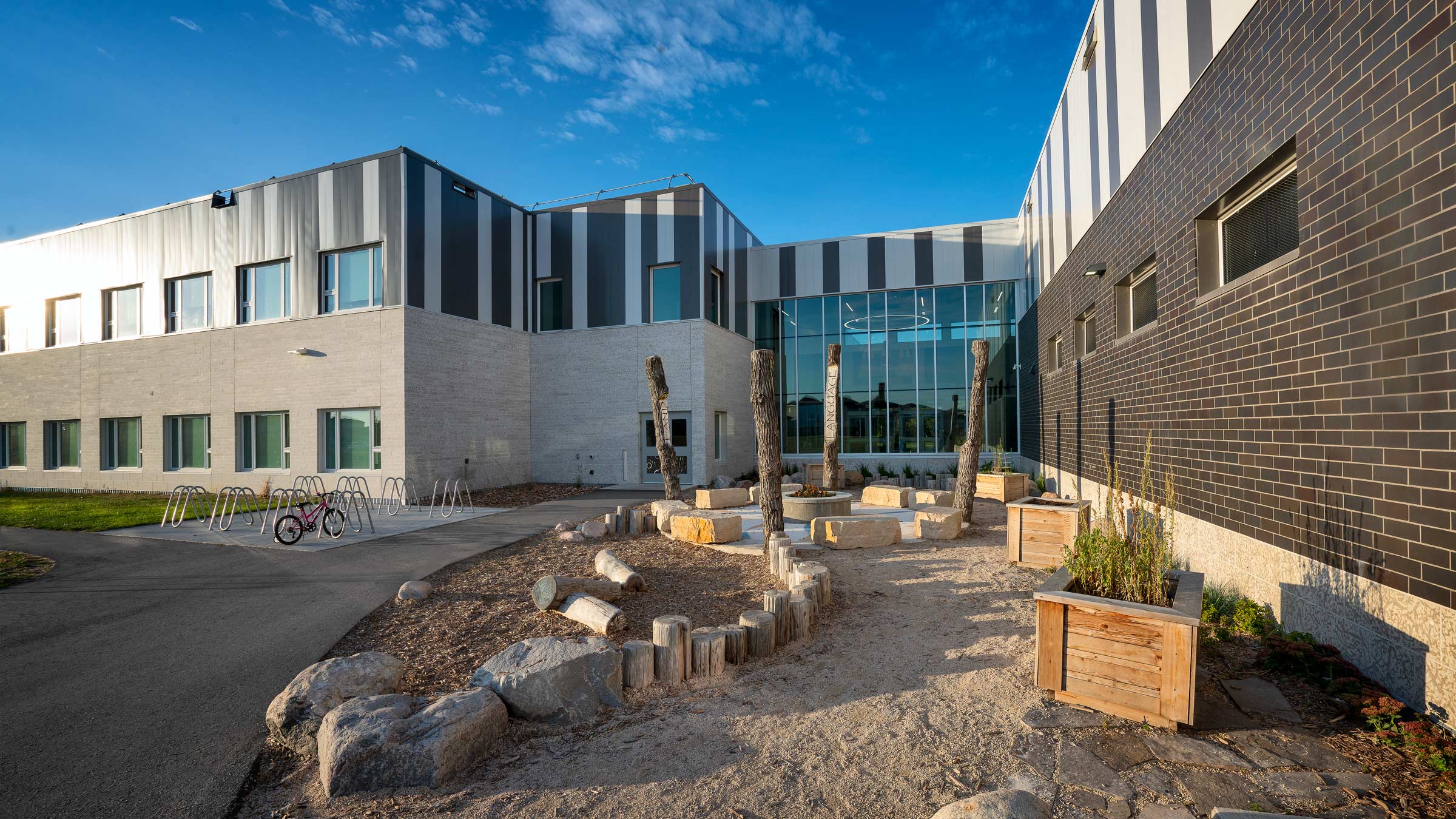 School Outdoor Learning Classroom at École Waterford Springs School