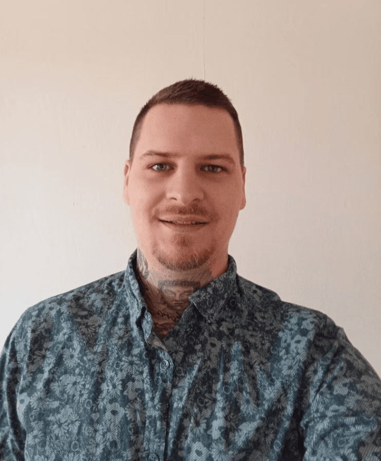 Zkouknitauto-Petrek-Praha-100x100