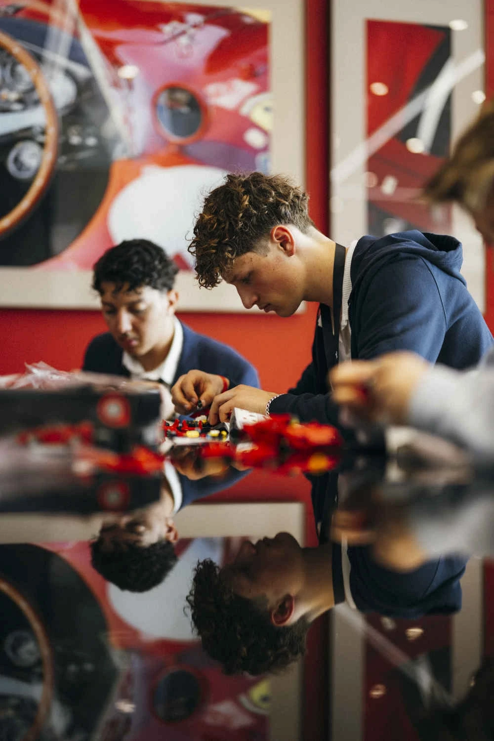 a participant taking part in a lego workshop inside Autohaus Gohm Böblingen