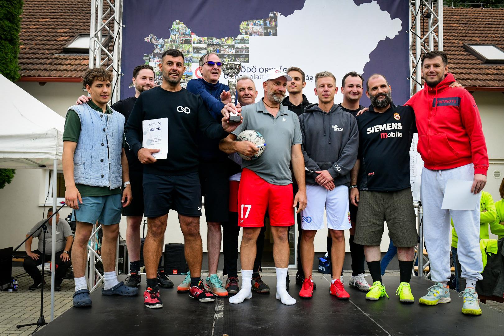 Pályán a közösség: 20 csapat mérkőzött meg a TISZA Szigetek focitornáján