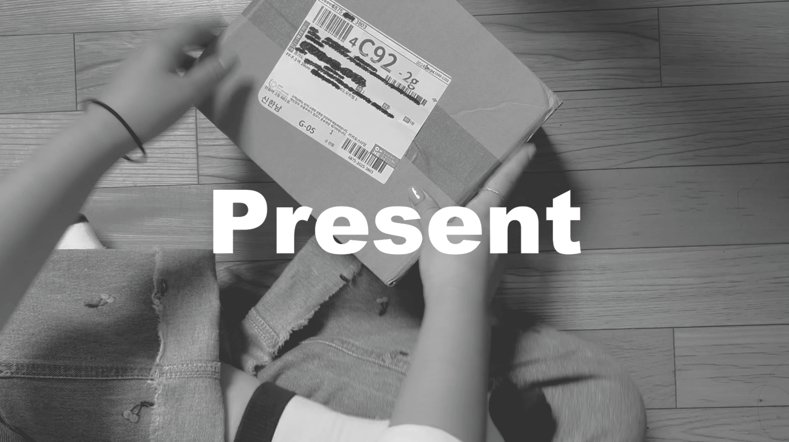 selective focus of pink petaled flower