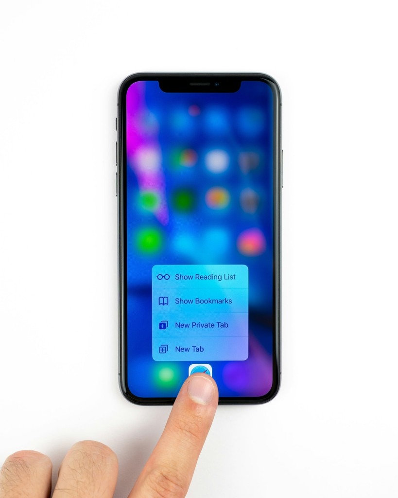 Wee is a free minimal Framer template for personal portfolio websites that comes with a built-in blog feature. With enabled CMS functionality, Wee is highly customizable and easy to set up.