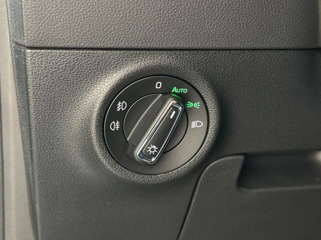 SKODA Karoq 2019 GREY Gebrauchtwagen - Galeriebild 11