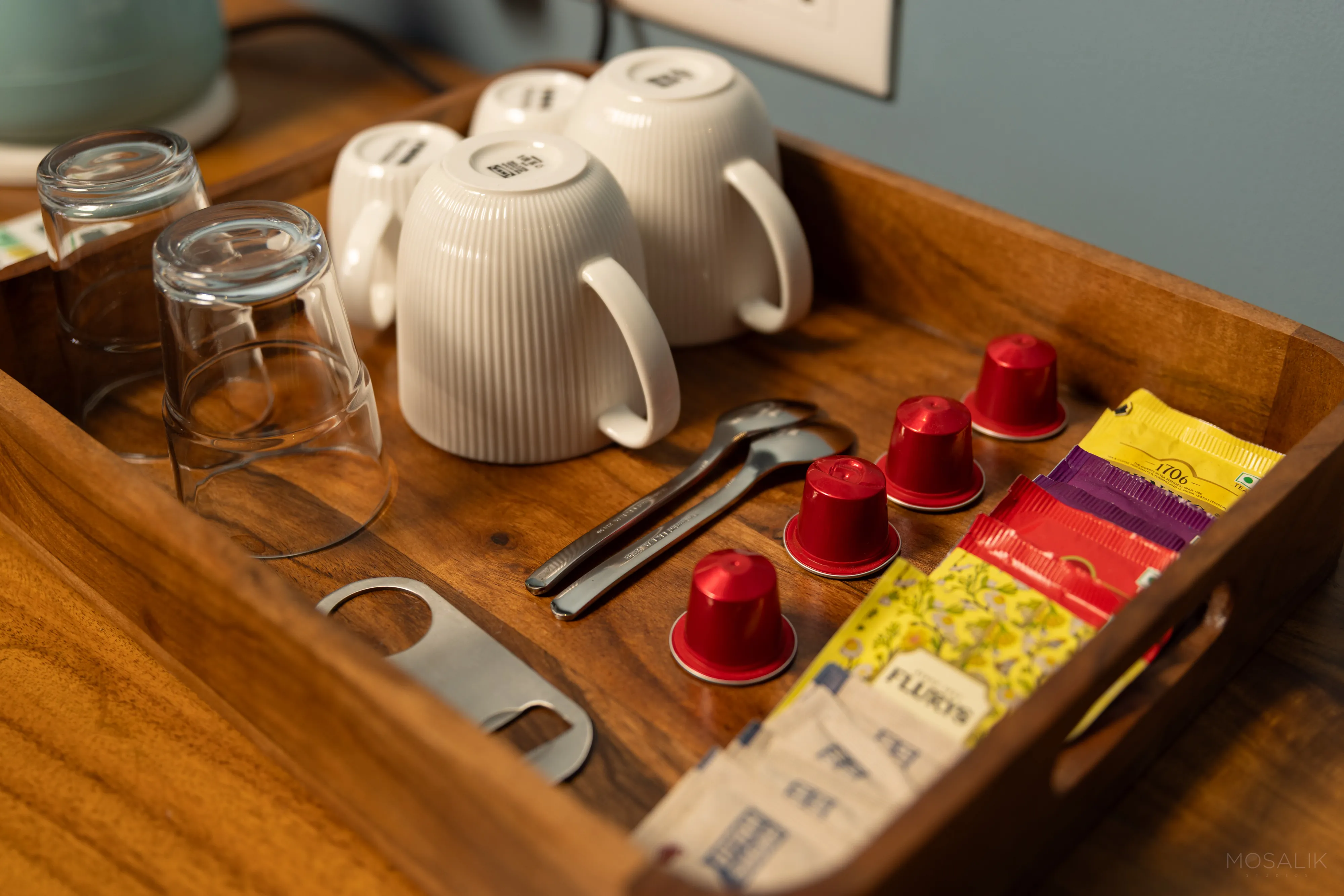 In-room tea and coffee tray at Jaali Blue