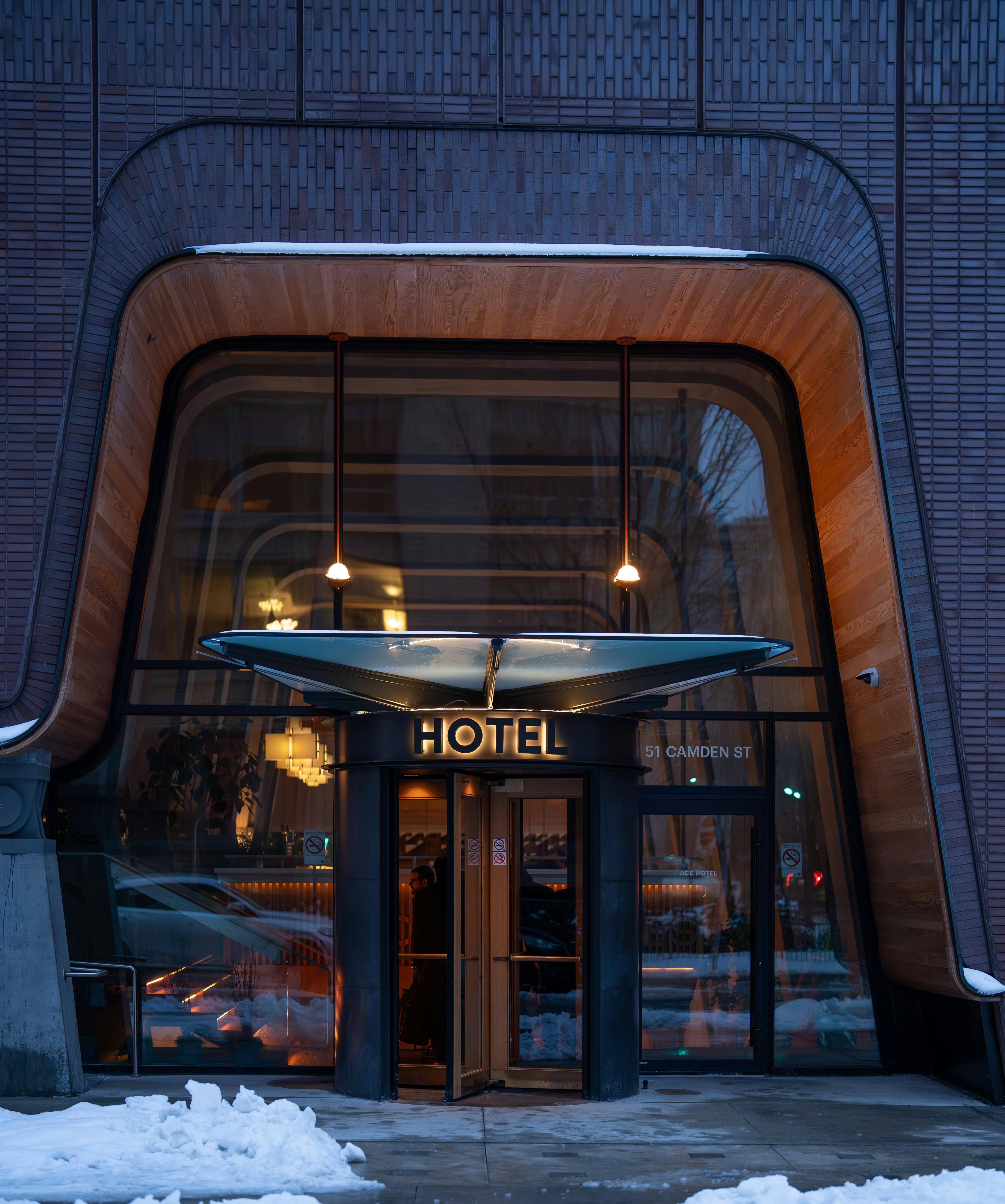 Plaje elegante și escapade relaxate pe Costa del Sol