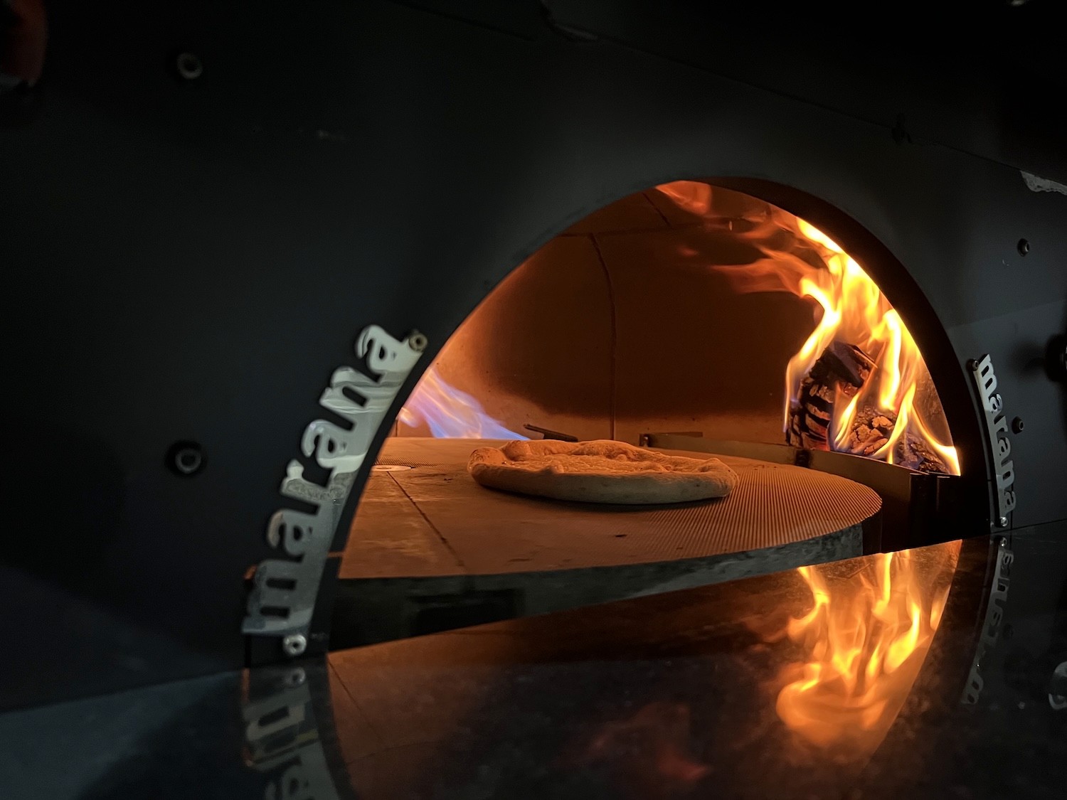 Pizza artisanale au levain chez APZ à Yerres