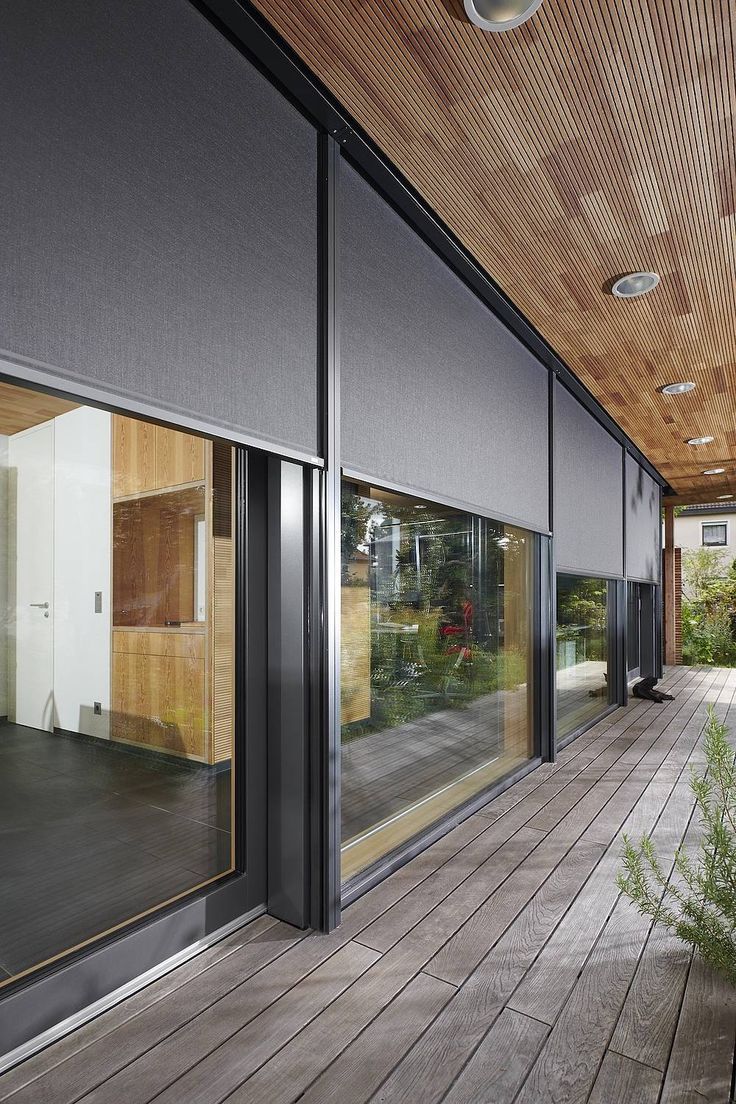 Automated shutter image