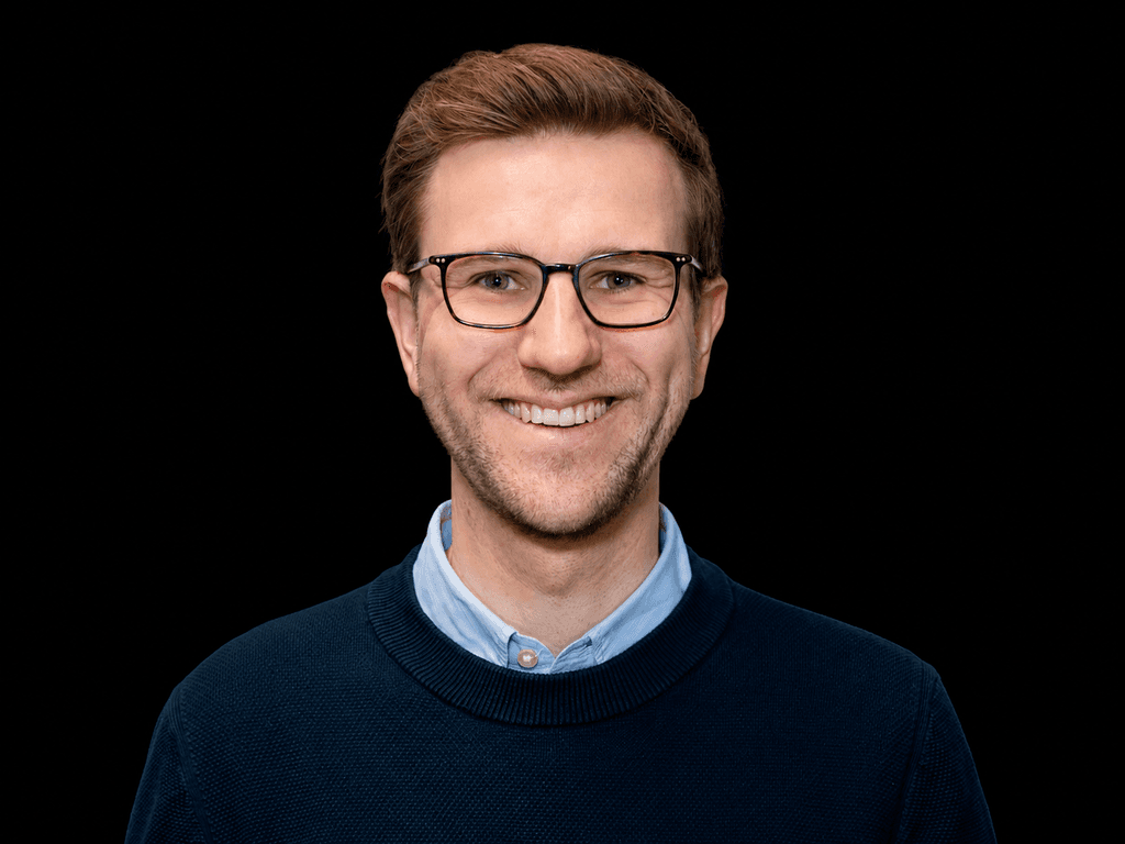 Dr. Konstantin Offer