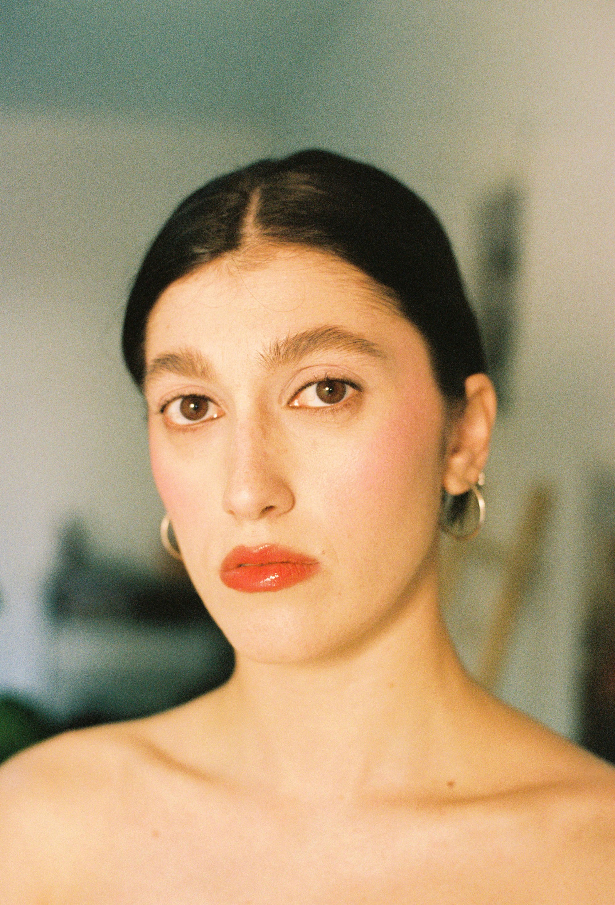 A portrait of a woman