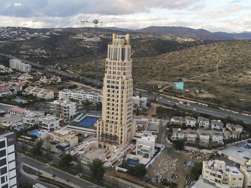 Arrat Tower in Limassol auf Zypern, Standort einer Dremenia Sauerstoffkammer
