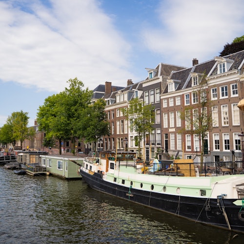 Lakóhajók, Amstel folyó