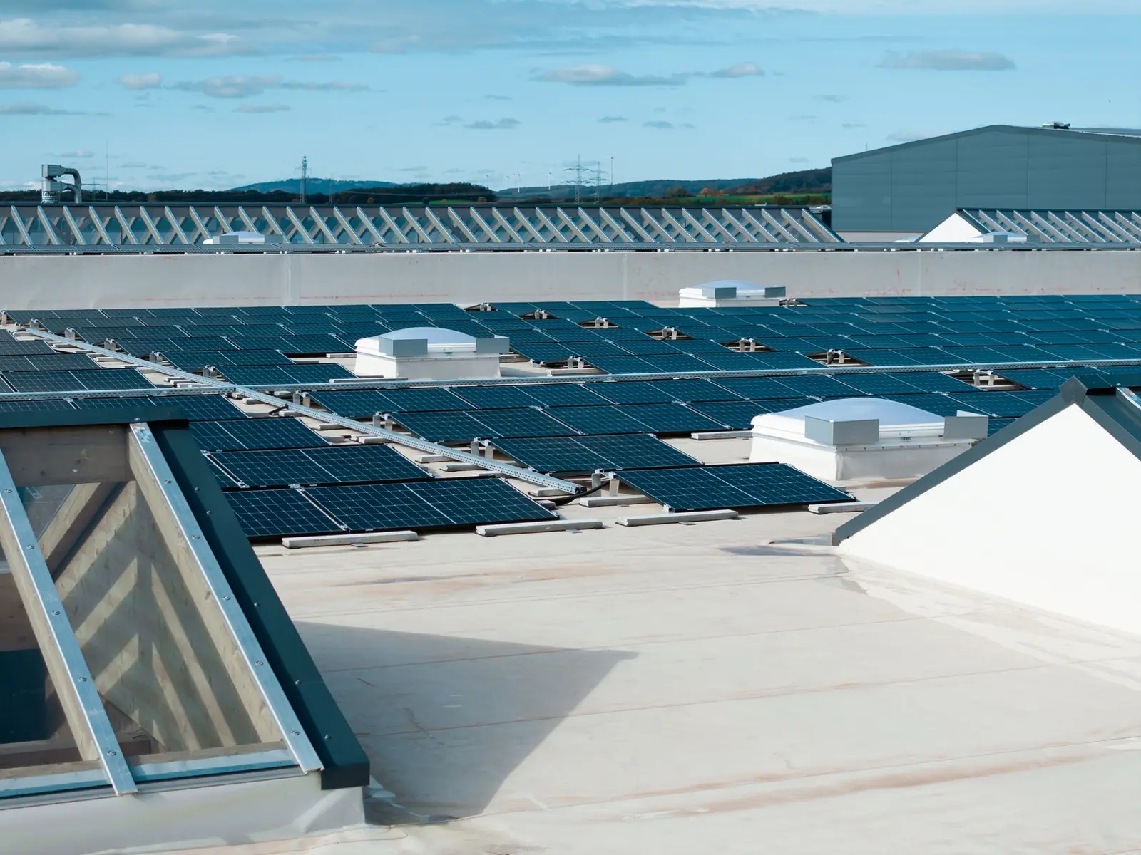 Photovoltaikanlage auf einem Gewerbedach