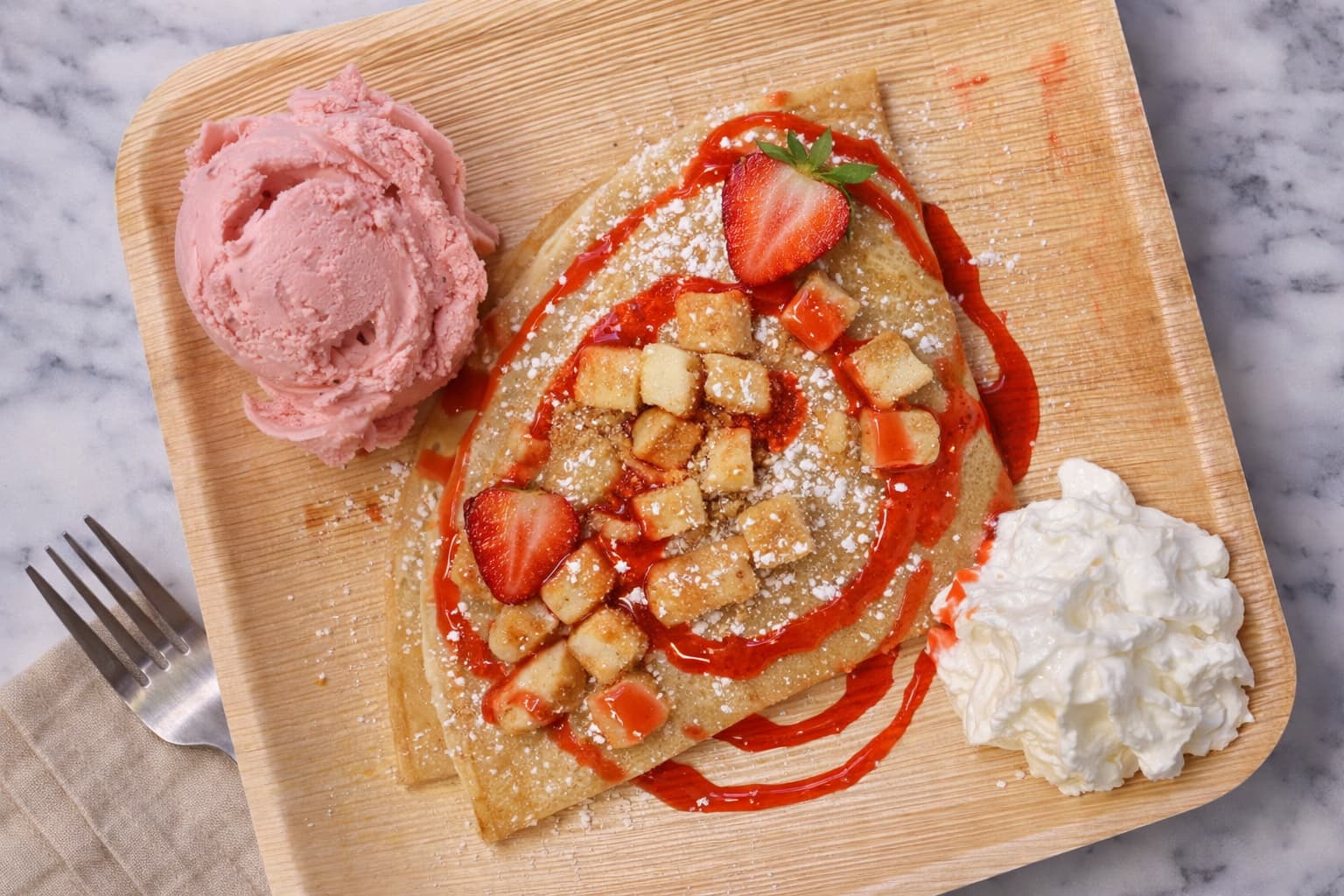 Crepe-Strawberry-Cheesecake