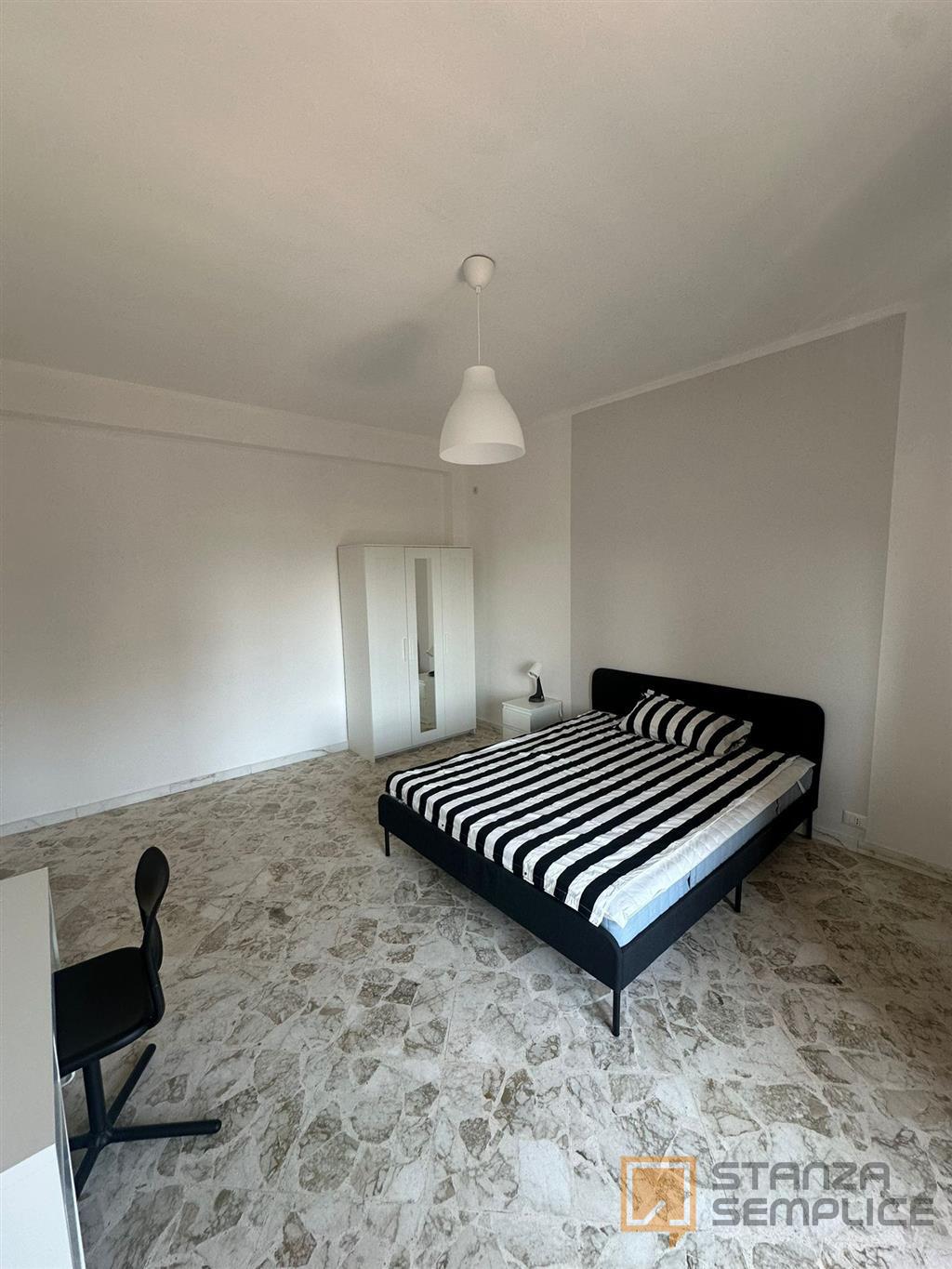 20 sqm room in Via Unità D'Italia, Bari