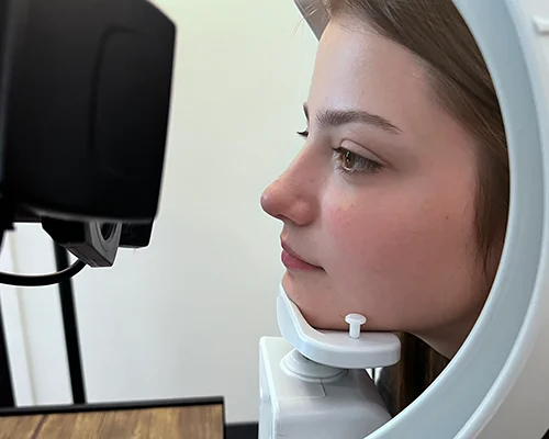 Behind the scenes of macro iris photography at Eyeconic Photo 