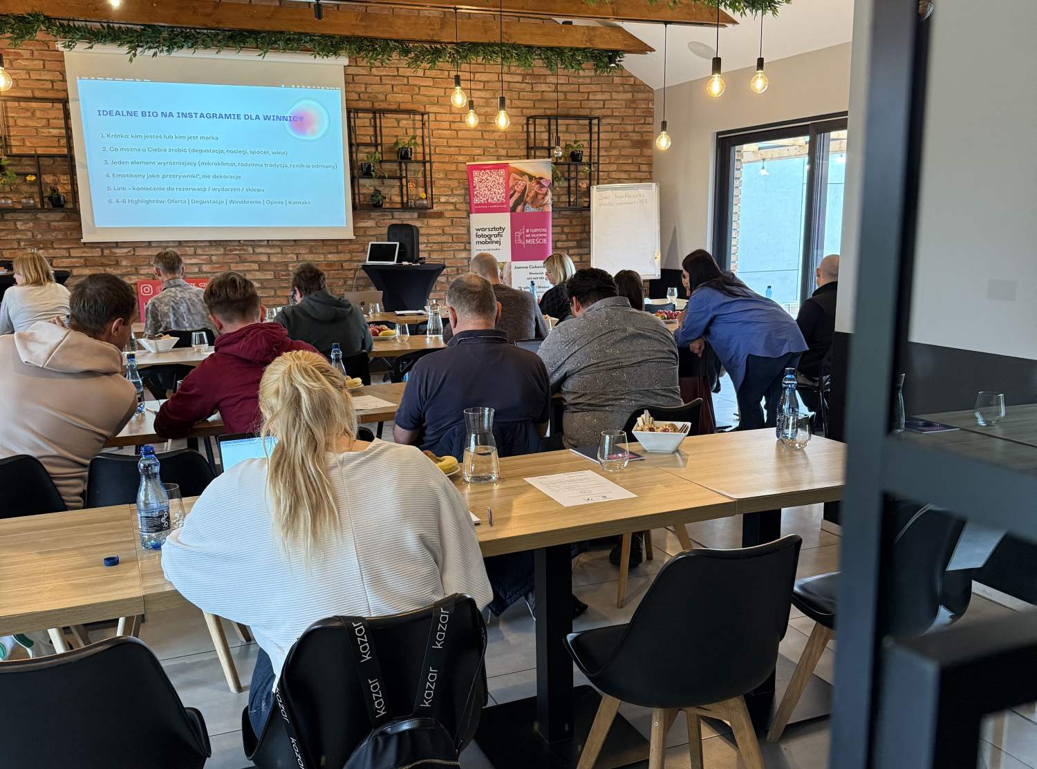 szkolenie firmowe uczestnicy sala konferencyjna Poznań