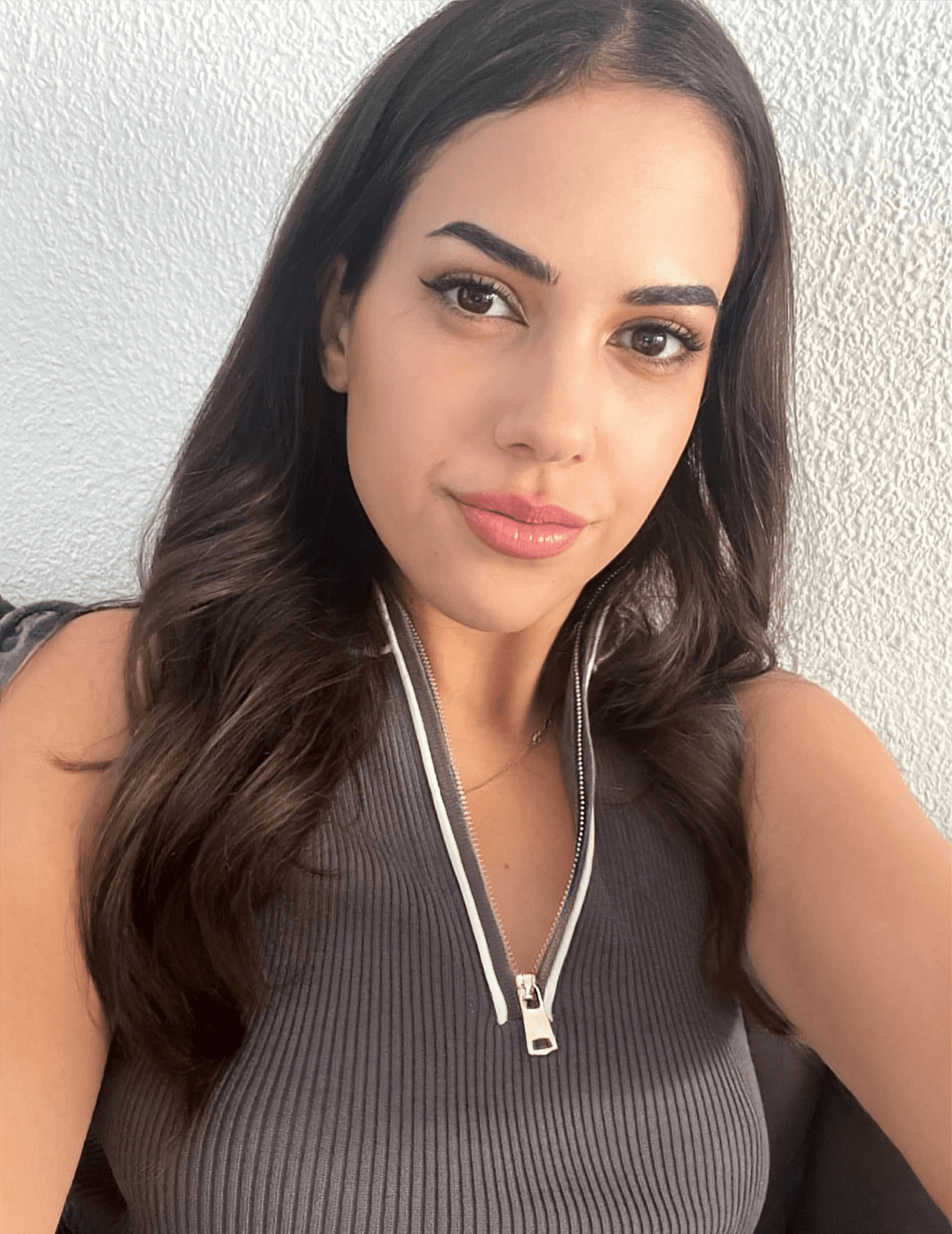 Concetrated triathlete grayscale