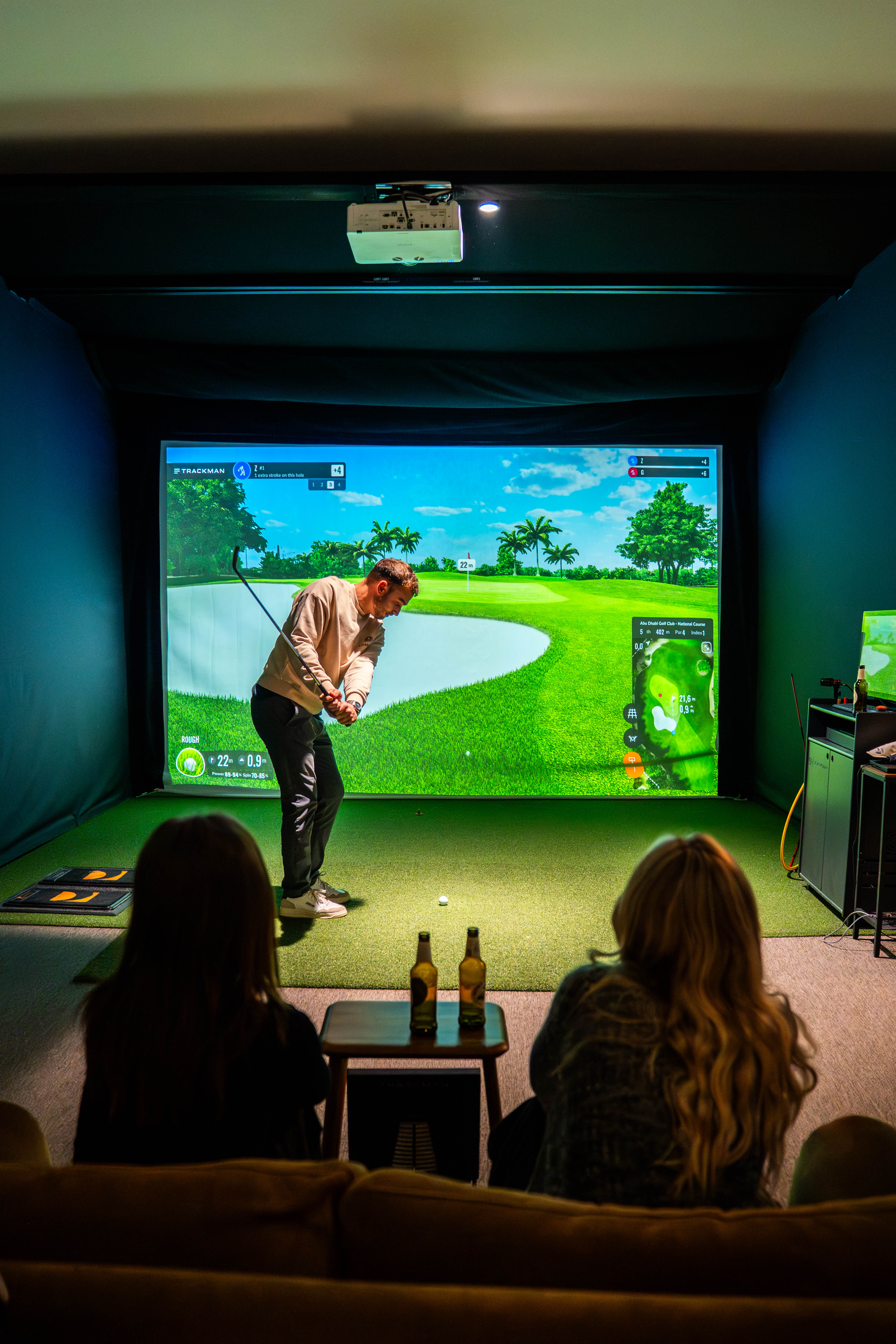 Tee up Milano golf hub