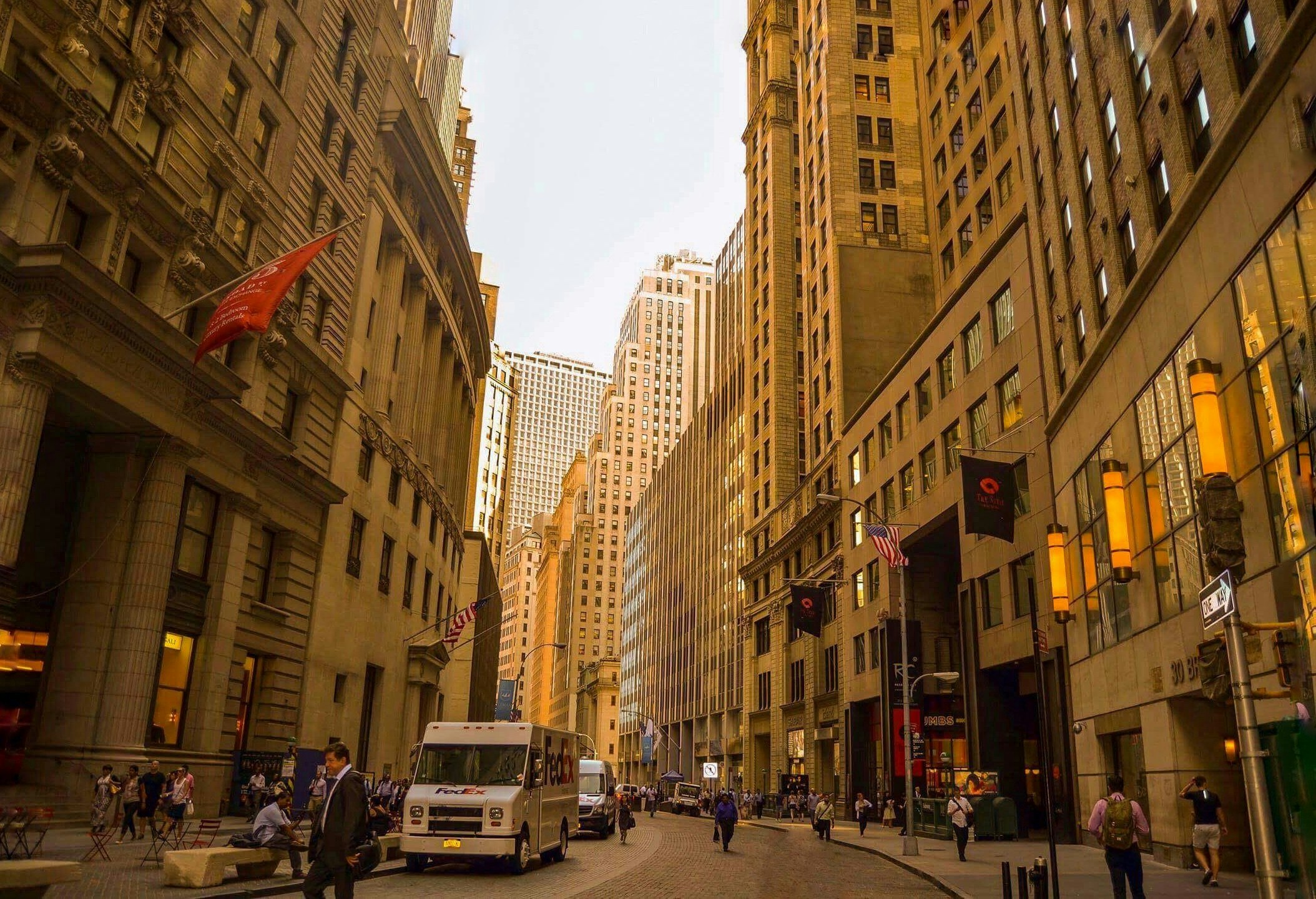 View of New York street buildings