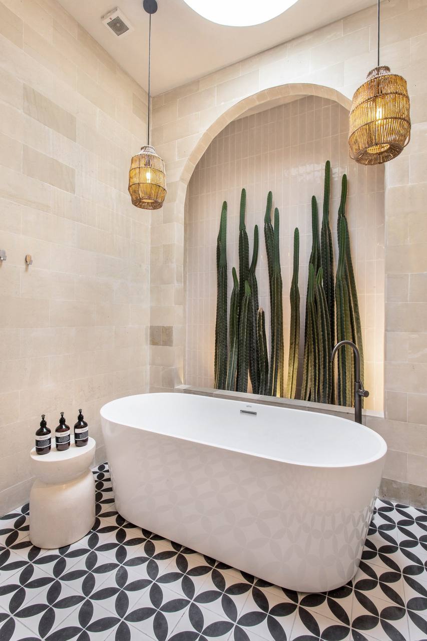 A modern 2-bedroom villa within walking distance of Cemagi Beach