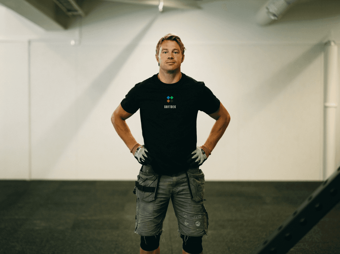 mann som jobber hos softdek
