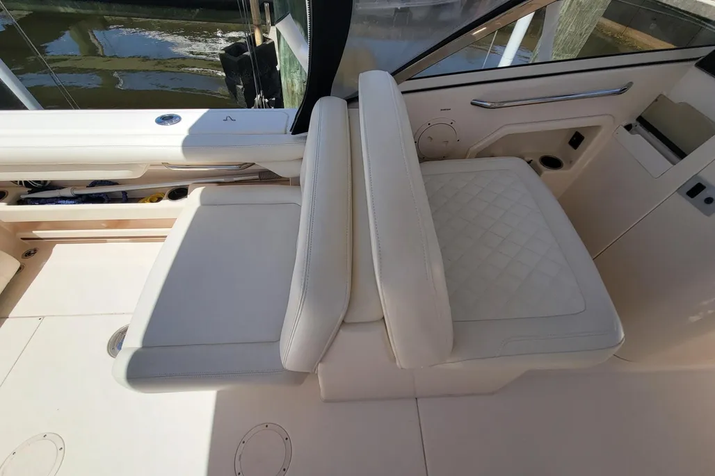Boat thumbnail 12
