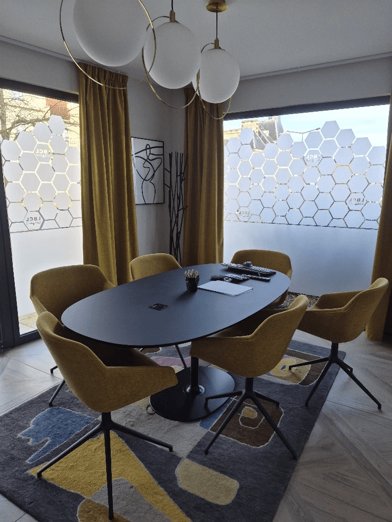 Salle de réeunion du cabinet d'Ilyess ZRITA