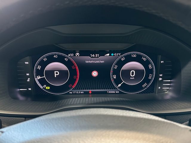 SKODA Karoq 2019 GREY Gebrauchtwagen - Galeriebild 12