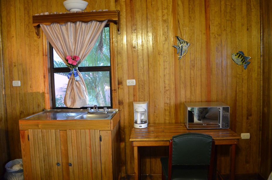 bungalow dining