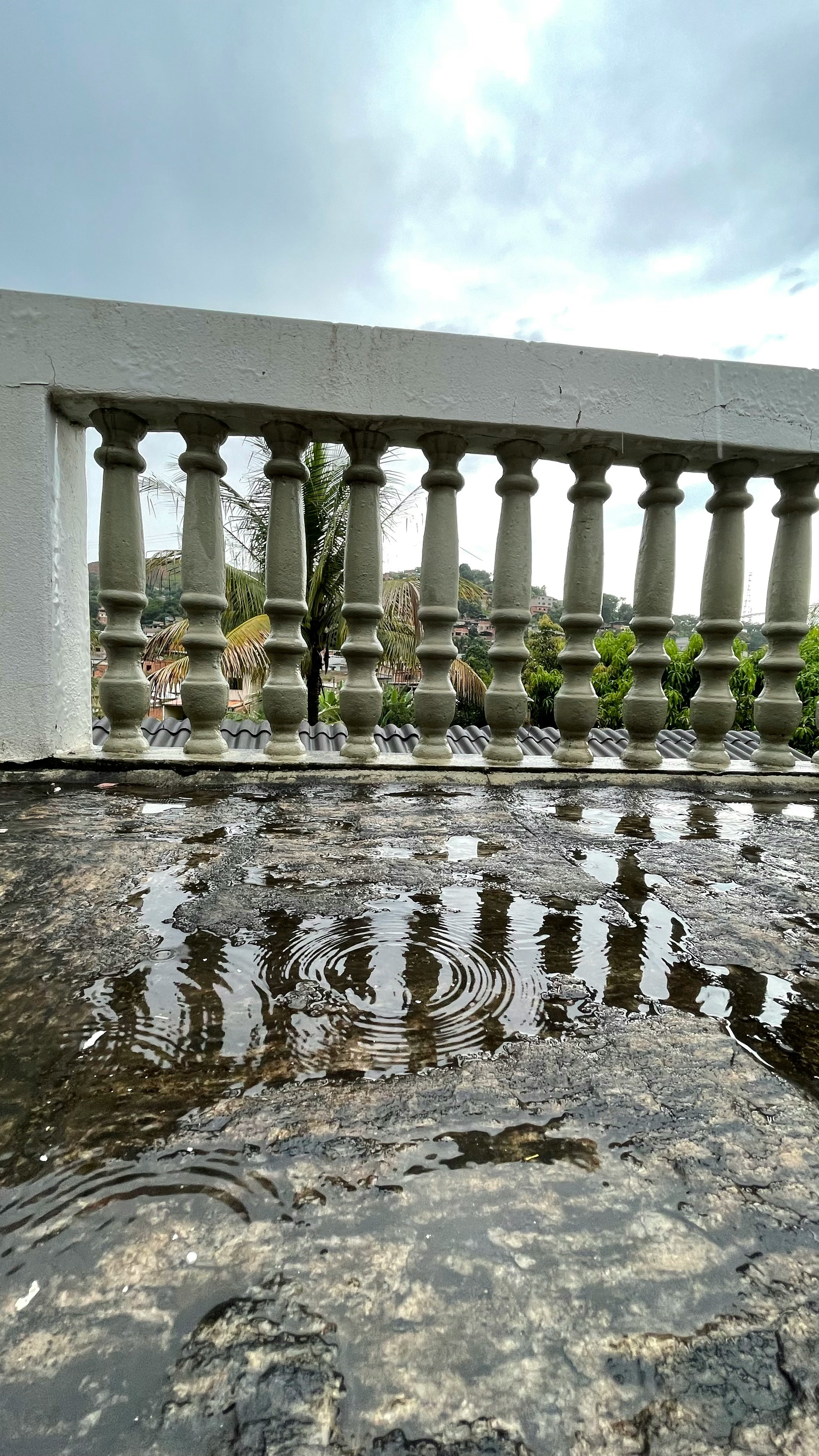 balkon im regen